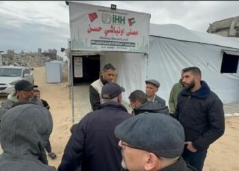 İsrail Yıktı, Büyükşehir Kurdu