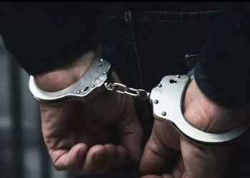 İzmit’te Türk Bayrağı Yakma Skandalı