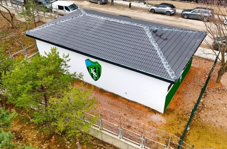 Şehrin Enerjisine Yeşil-Siyah Dokunuş: Kocaelispor Temalı Trafo Binasi İlgi Çekti