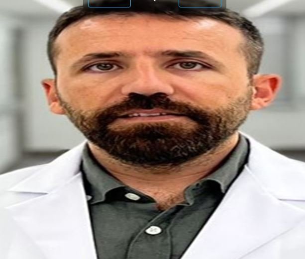 ‘Uzun süre ekrana bakmak göz ve kas sistemini zorluyor’