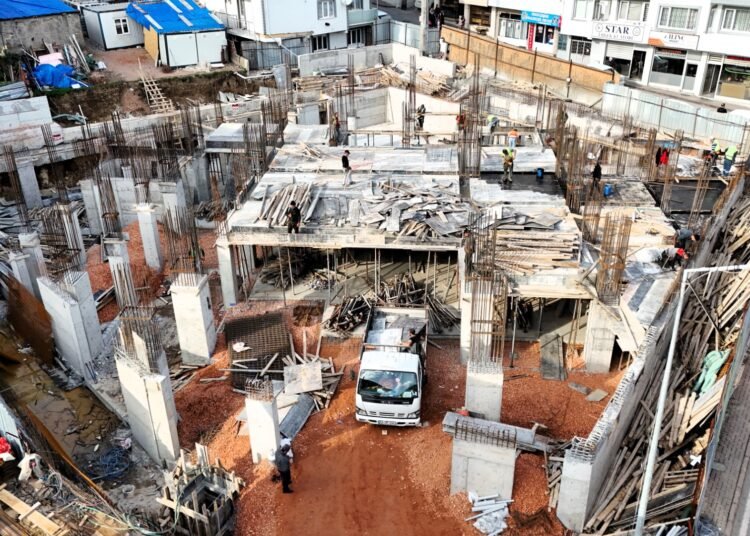 Yeni Kuruçeşme Merkez Camii hızla yükseliyor