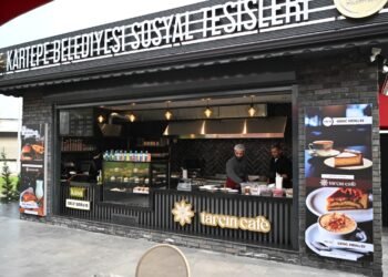 Kartepe’nin Yeni Buluşma Noktası: Tarçın Kafe Açıldı