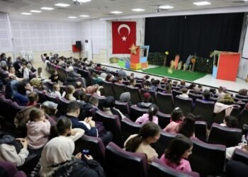 “Meraklı Civciv” Kartepe’de Miniklerle Buluştu