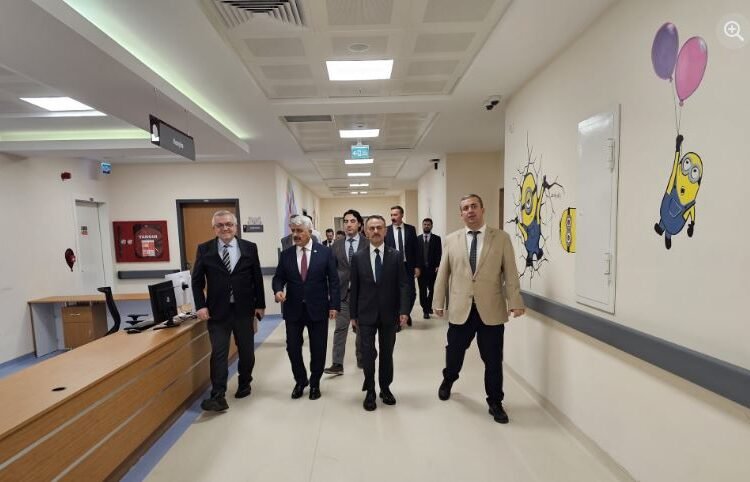 Kocaeli Protokolünden Gölcük Necati Çelik Devlet Hastanesi’ne Ziyaret