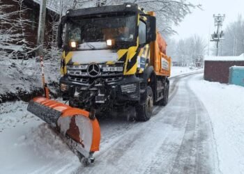 Büyükşehir Kar Alarmında: 630 Personel ve 235 Araç Sahada