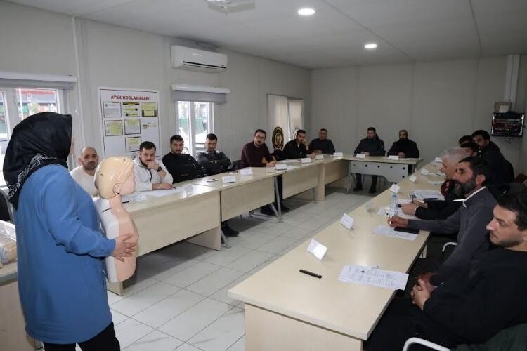 Büyükşehir’den Personel ve STK’lara İlk Yardım Eğitimi