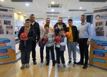 Bilgievleri’nde Baba-Oğul Bowling Turnuvası Büyük İlgi Gördü