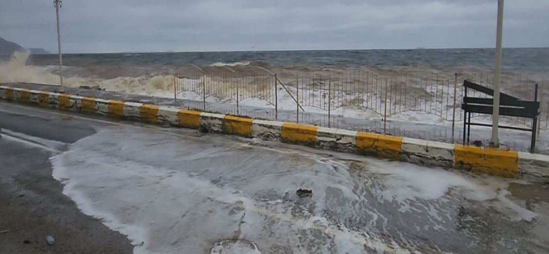 Yalova’da Fırtına Deniz Taşırdı: Balıkçı Barınakları Zarar Gördü