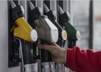 Akaryakıta Zam: Tabelalar Bir Kez Daha Değişti! İşte Güncel Benzin ve Motorin Fiyatları