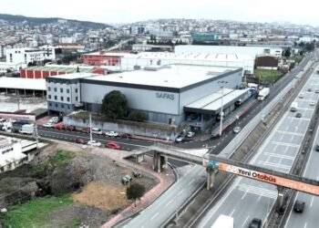 Gebze’de Yeni Yan Yol Çıkışı Feniş Kavşağı Trafiğini Rahatlattı