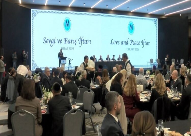 Şişli’de Sevgi ve Barış Mesajı: Farklı İnançlar Aynı İftar Sofrasında Buluştu