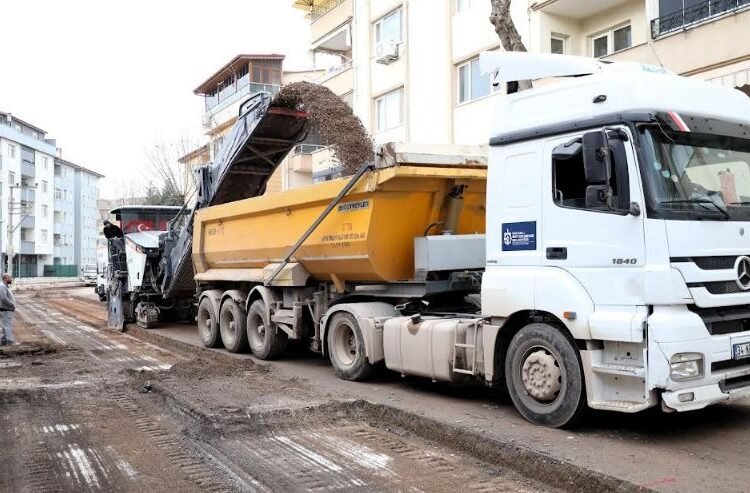 Petkimliler Caddesi’nde Üstyapı Seferberliği