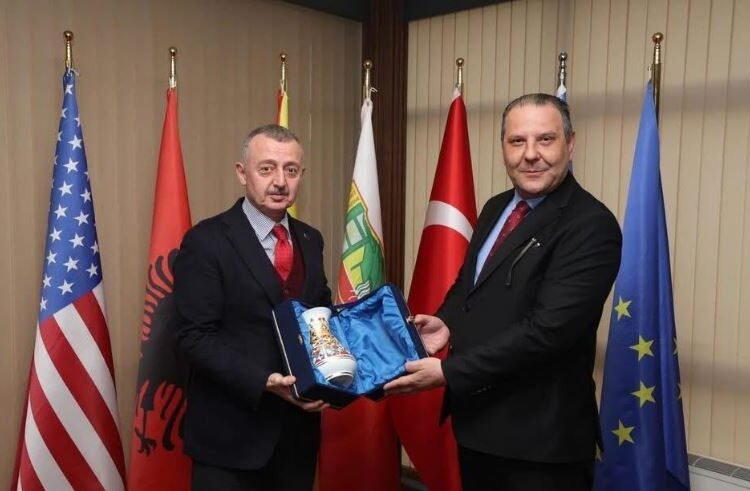 Kocaeli Büyükşehir Belediyesi, Kırçova ile kardeş şehir protokolü için adım attı