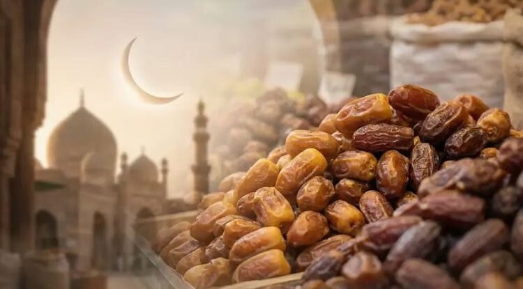 Ramazan Hazırlığı Başladı: Hurma Çeşitleri Tezgâhlarda