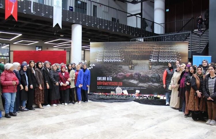 168 kız çocuğu için farkındalık köşesi kuruldu: Büyükşehir’den anlamlı 8 Mart mesajı