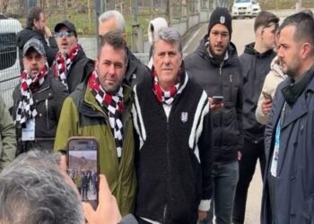 Serdal Adalı’dan Kocaeli’de Tribün Sürprizi!