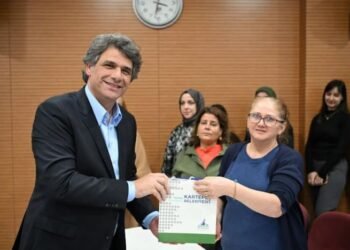 Başkan Kocaman’dan Kadın Personele 8 Mart Mesajı: “Emeğiniz Kartepe’ye Değer Katıyor”