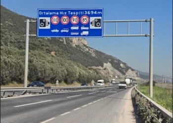 Büyükşehir D-100’de EDS tabelalarını güncelledi – Yeni hız limitleri yürürlükte