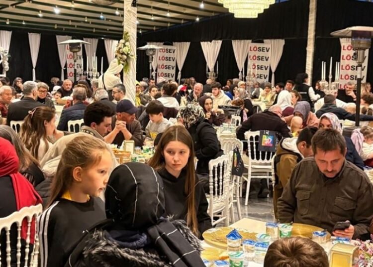 LÖSEV, Bursa’da geleneksel iftar programında hastalar ve ailelerini buluşturdu