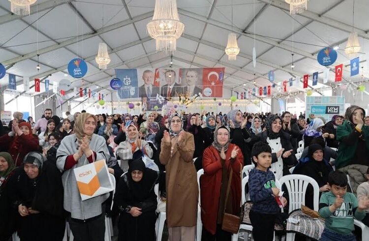 Gebze’de 8 Mart coşkusu: Kadınlar etkinliklerde buluştu