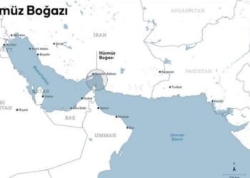 Hürmüz Boğazı’nda Kritik Hareketlilik: Bazı Gemiler U Dönüşü Yaptı