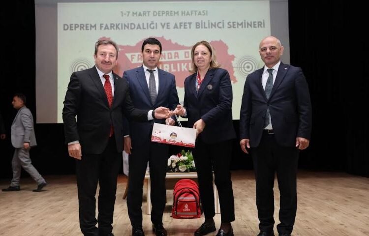 Deprem Haftası’nda geniş katılım: Büyükşehir 2 bin 700 kişiye ulaştı