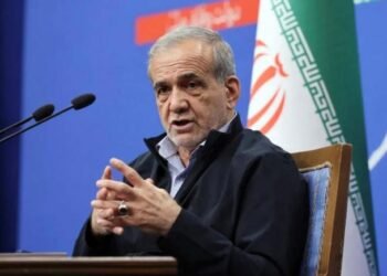 Pezeşkiyan: Arabulucular savaşın tarafına değil, başlatanlara konuşmalı