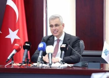 69c286976b4683c9a3888e24