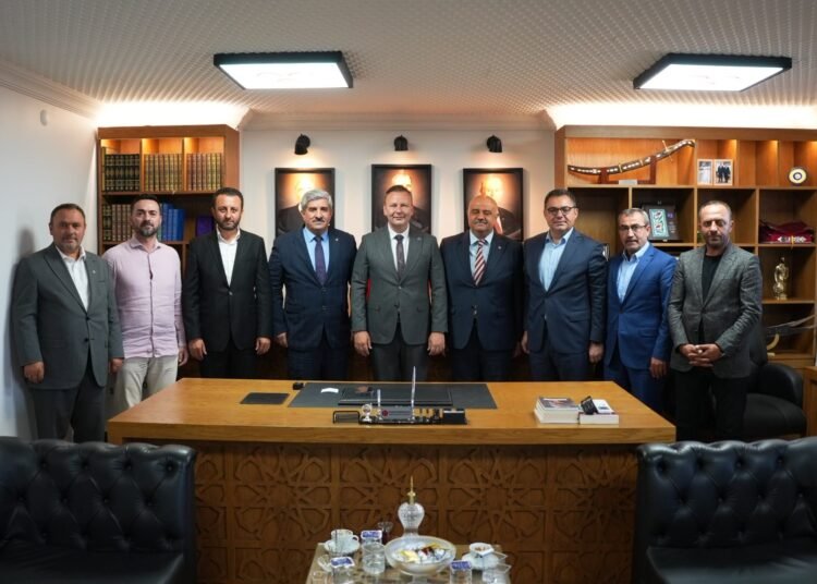KOTO Başkanı Bulut’tan Başkan Emengen’e hayırlı olsun ziyareti!