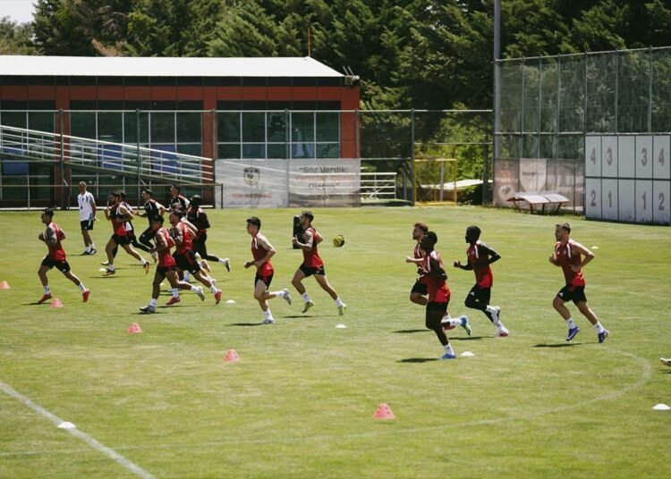 gaziantep fk de futbolcular dayaniklilik ve 2 20035062 amp