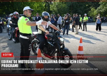 news card b9e5f6c1813b1749
