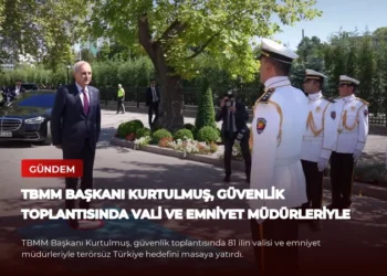 news card 25c4f51af0b268e5